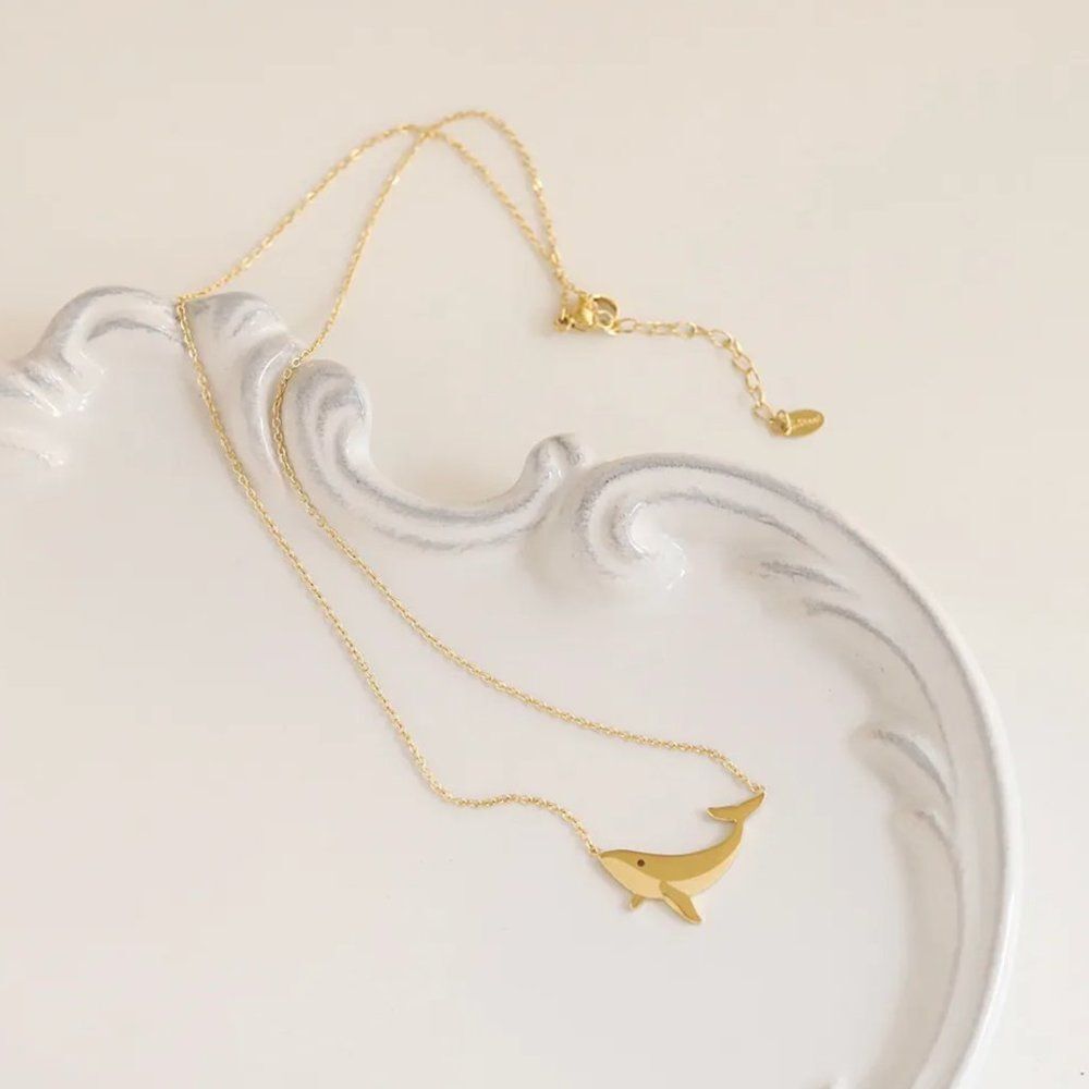 Whale Pendant Necklace in Gold - Picture 3 of 8